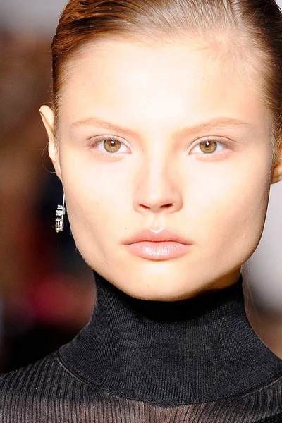 Look 5